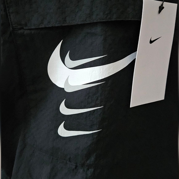 NIKE ACTIVE JACKET - Picture 2 of 10